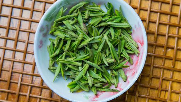 武夷山岩茶分类（武夷山岩茶分类与特性）